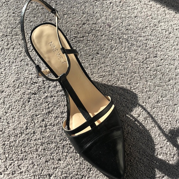 Elegant Nine West Heels - Picture 2 of 5